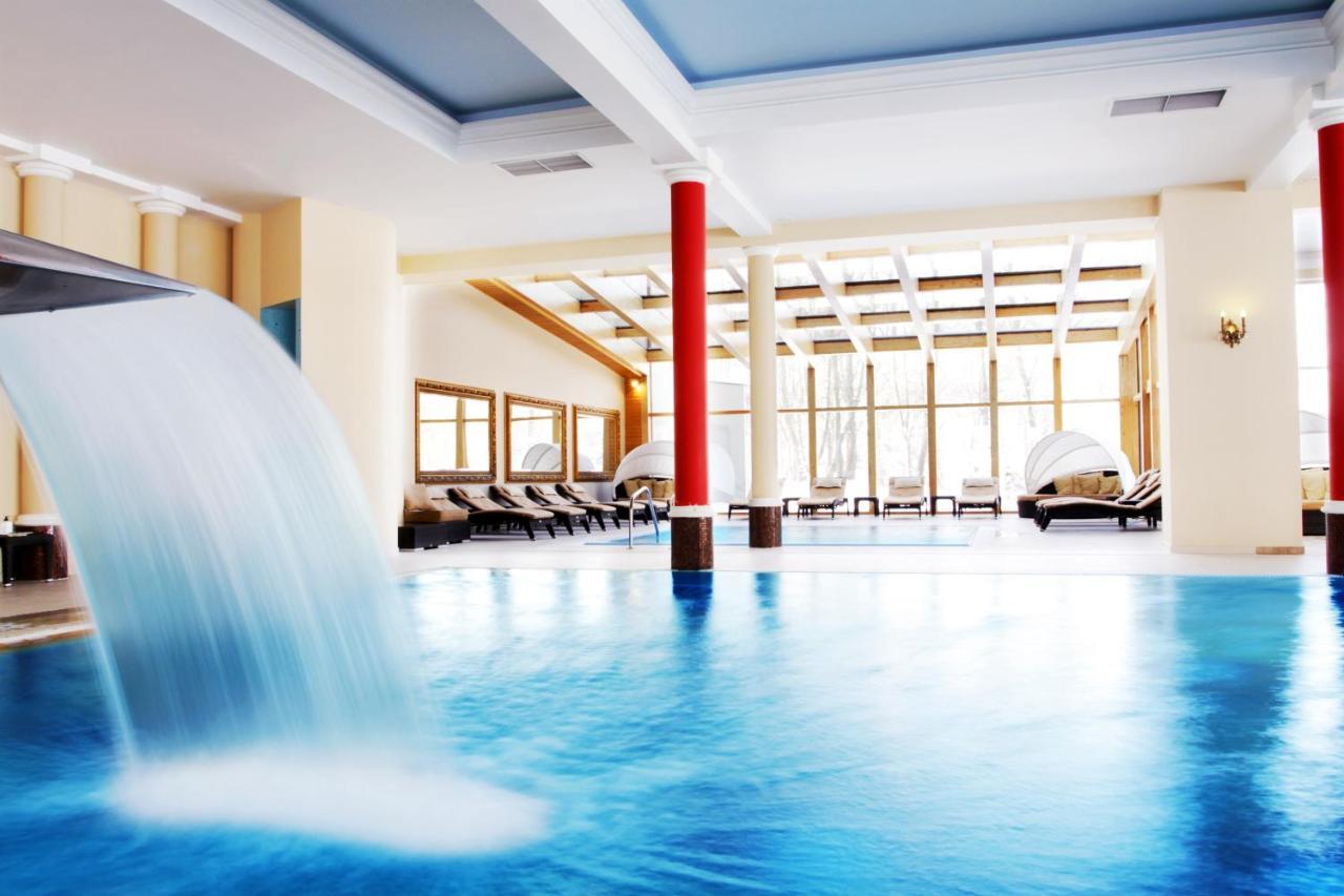 Palac Zelechow Spa & Wellness Exterior photo
