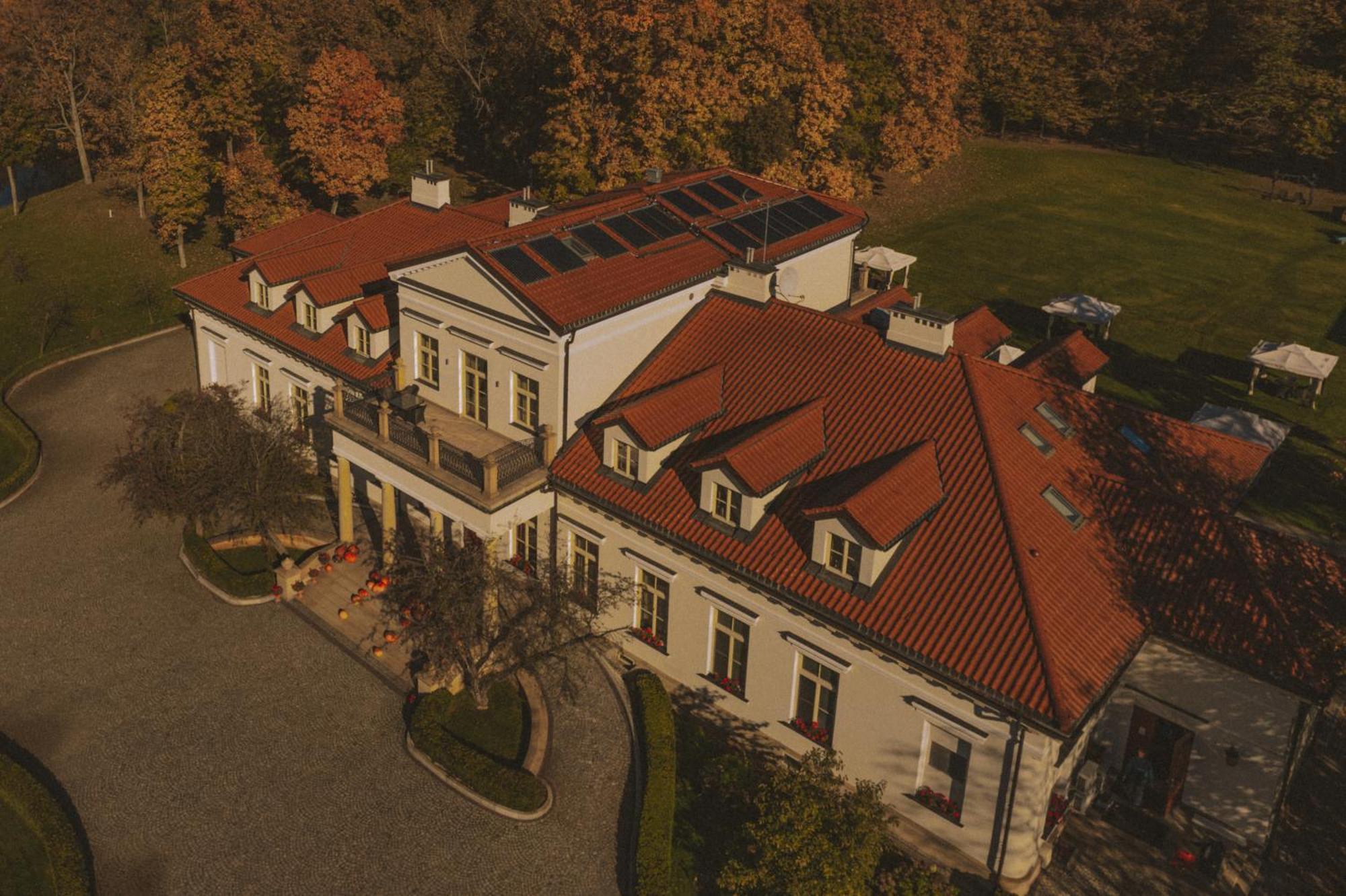 Palac Zelechow Spa & Wellness Exterior photo